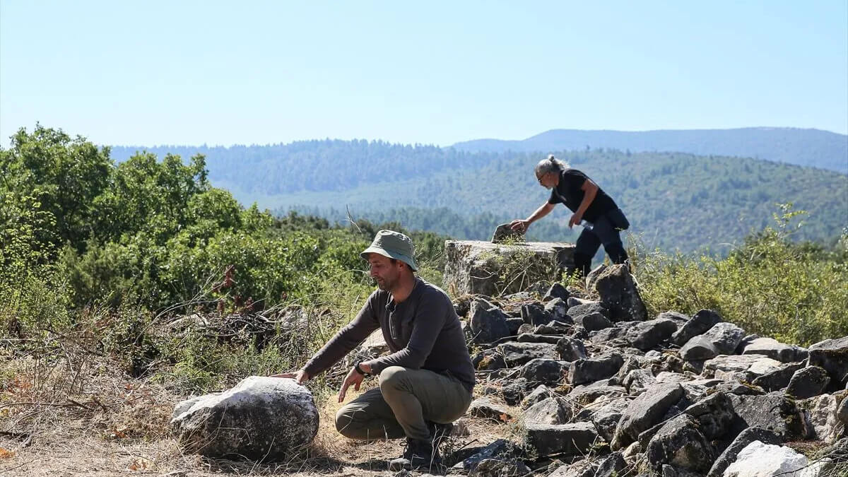 Excavations Begin at Hadrianoi, the Hidden Roman City in Türkiye