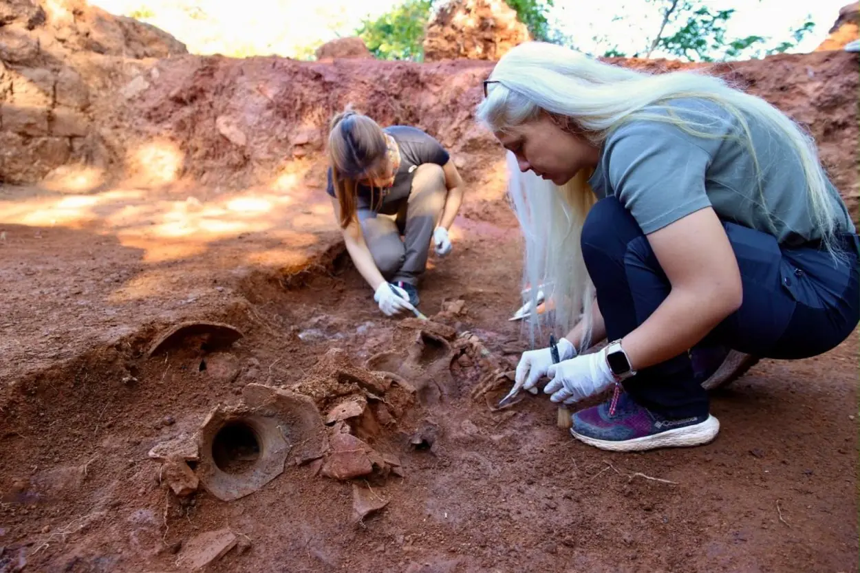 Archaeologists conducting excavations at the newly discovered Dionysus cult site at Kurul Castle in Ordu.